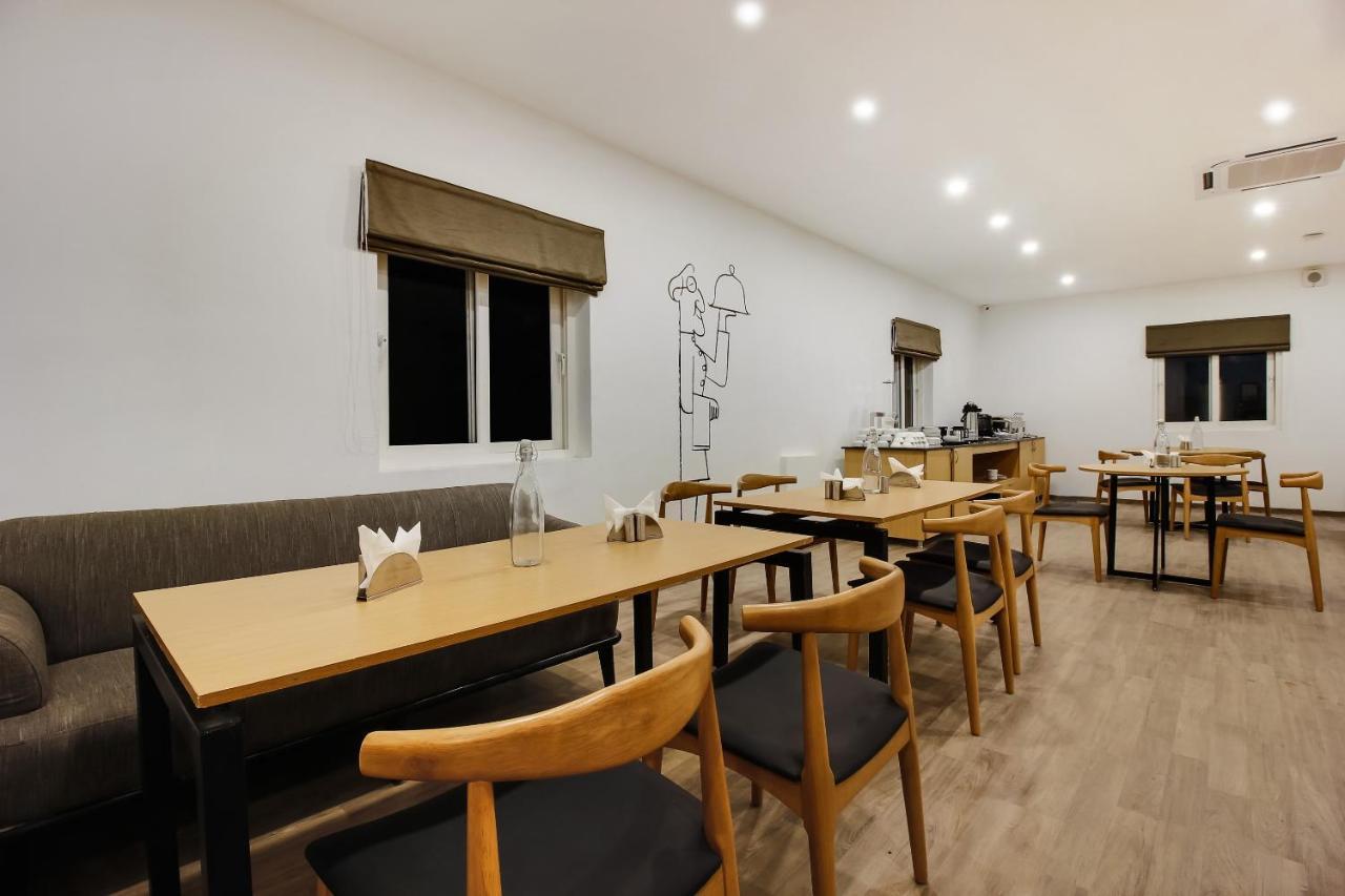 Oyo Townhouse 600 Gangothri Ξενοδοχείο Secundurabad Εξωτερικό φωτογραφία